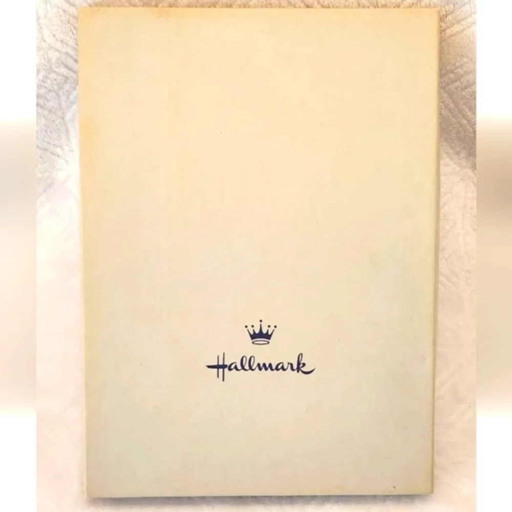 Vintage‎ Hallmark Stationery Letter Set in box W/ Envelopes.